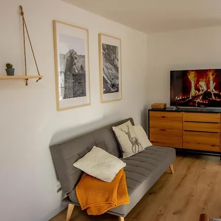 Nordic Retreat With Free Parking Apartament